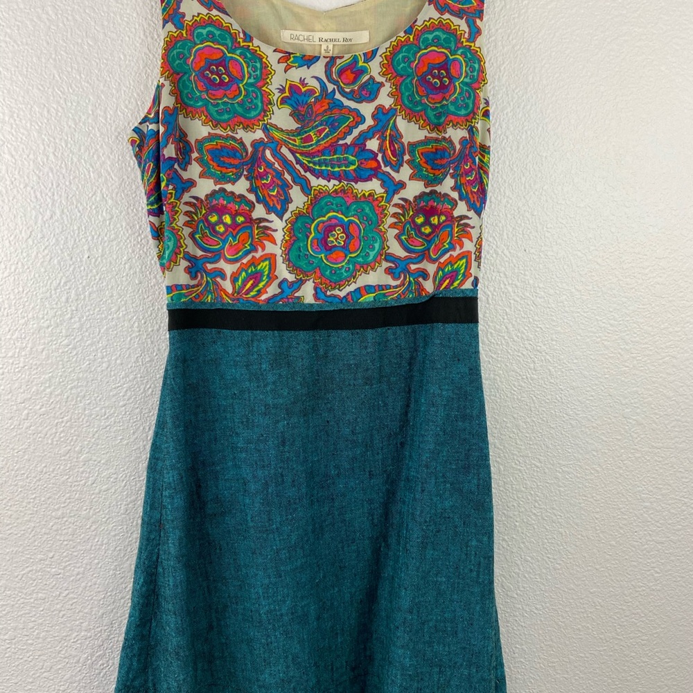 Dress - Picture 3 of 6